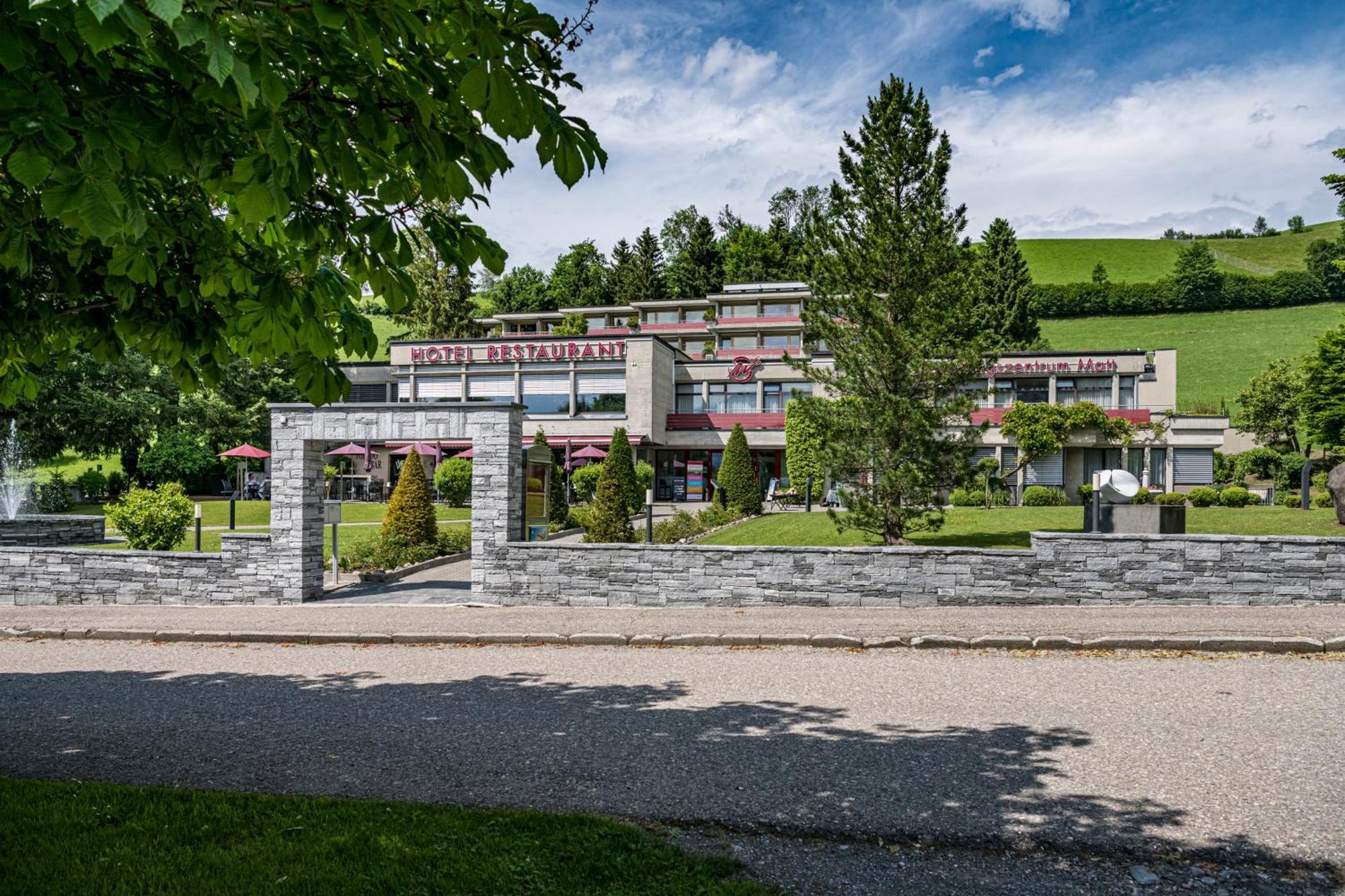 Hotel & Bildungszentrum Matt Schwarzenberg Экстерьер фото