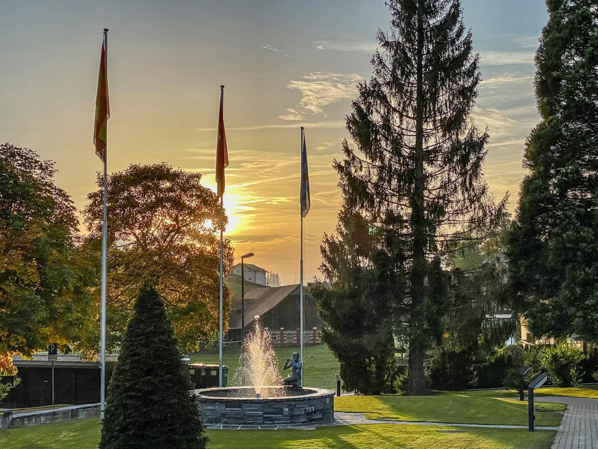 Hotel & Bildungszentrum Matt Schwarzenberg Экстерьер фото