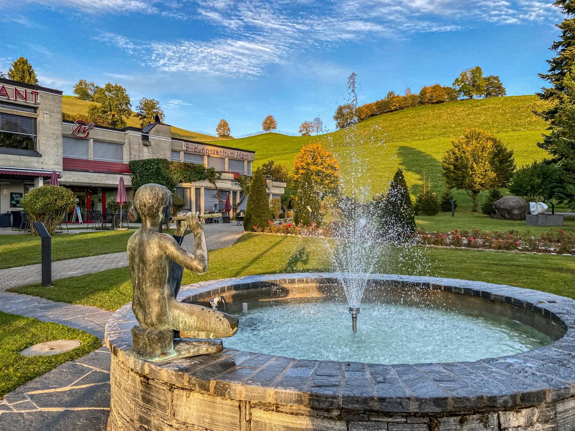 Hotel & Bildungszentrum Matt Schwarzenberg Экстерьер фото