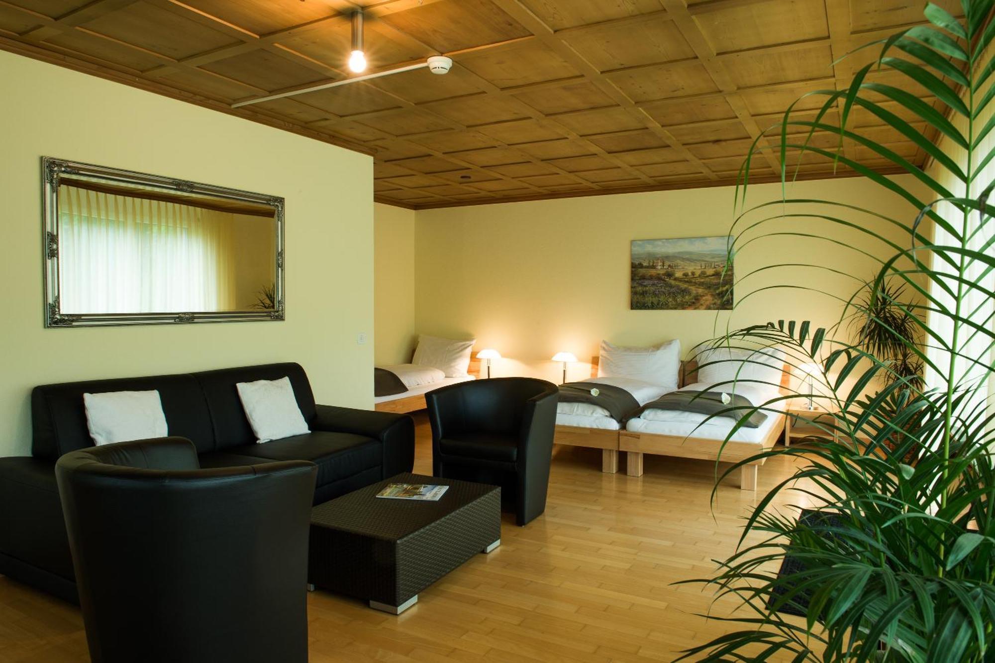 Hotel & Bildungszentrum Matt Schwarzenberg Экстерьер фото